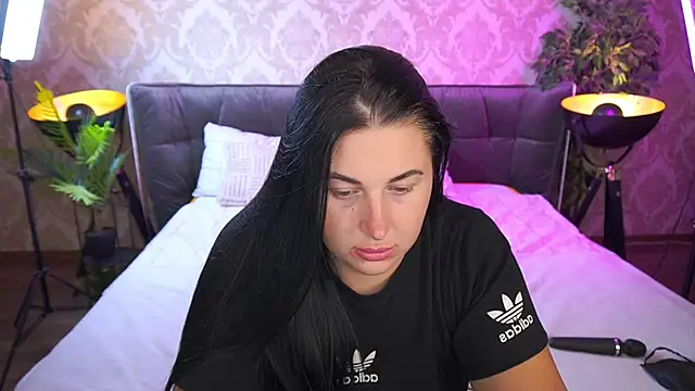 ArianaDarkk online show from 09.08.25