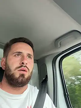 Snapshot of GeoGeorgee chatting on 09.14.25 GeoGeorgee online show from 09.14.25