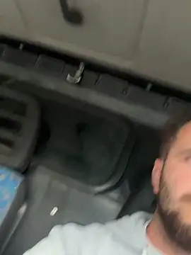 Snapshot of GeoGeorgee chatting on 10.08.25 GeoGeorgee online show from 10.08.25