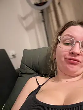 Teya moon  online show from 02.09.25