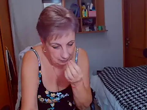 Snapshot of Victoria5643 chatting on 12.23.24 Victoria5643 online show from 12.23.24