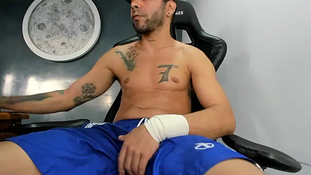 Snapshot of Bryan_Bronx chatting on 03.14.25 Bryan Bronx online show from 03.14.25