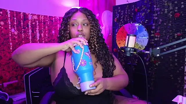 cheriserozequeen online show from 02.21.26