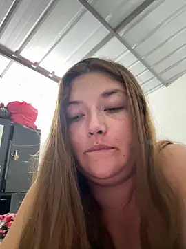 Snapshot of Sofia_Queen17 chatting on 06.04.26 Sofia Queen17 online show from 06.04.26