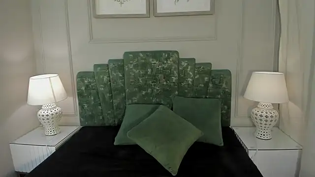 Snapshot of ana_beckett chatting on 03.05.25 ana beckett online show from 03.05.25