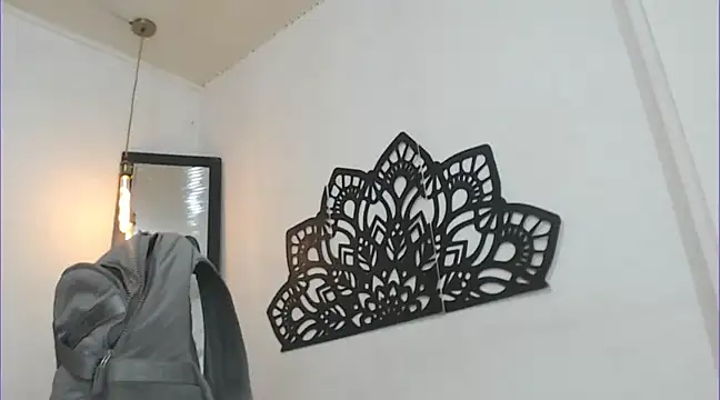 Snapshot of hairy_pussywet chatting on 02.11.25 hairy pussywet online show from 02.11.25