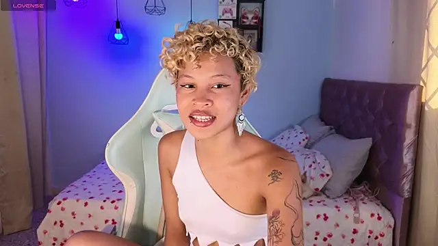 Peggy Funn online show from 01.23.25