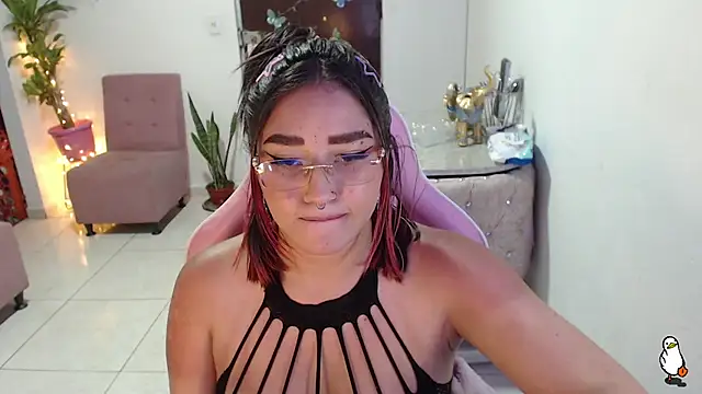 Snapshot of littleangel1_m chatting on 01.24.25 littleangel1 m online show from 01.24.25