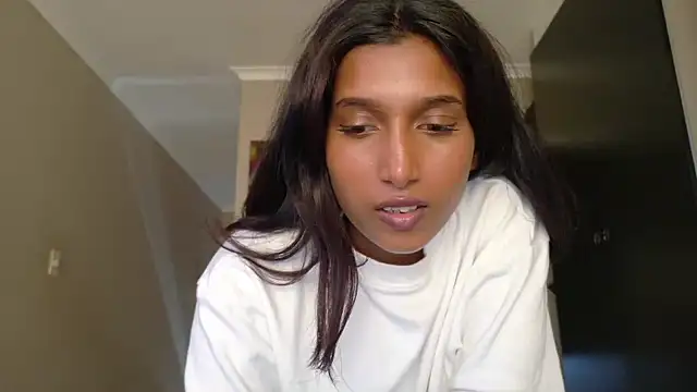 Snapshot of kawaiibabypie1 chatting on 02.14.25 kawaiibabypie1 online show from 02.14.25