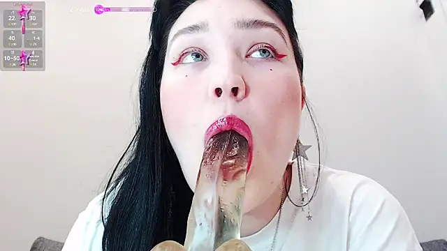 Snapshot of smartandamazing chatting on 03.09.25 smartandamazing online show from 03.09.25