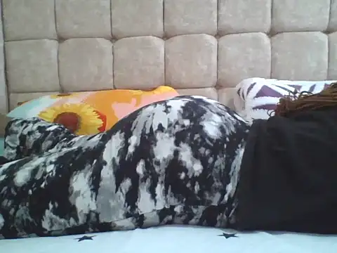 Snapshot of prettynina chatting on 06.12.26 prettynina online show from 06.12.26