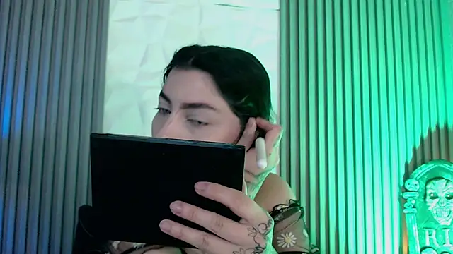 sophy rock online show from 10.27.25