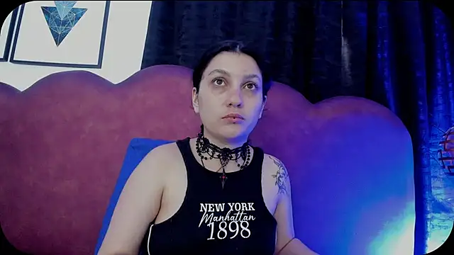Snapshot of sophy_rock chatting on 05.20.26 sophy rock online show from 05.20.26