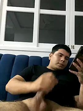 Snapshot of juanalge26 chatting on 09.14.25 juanalge26 online show from 09.14.25