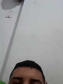 Snapshot of juanalge26 chatting on 04.04.26 juanalge26 online show from 04.04.26