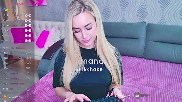 Snapshot of ExplosiveStuff chatting on 02.13.25 ExplosiveStuff online show from 02.13.25