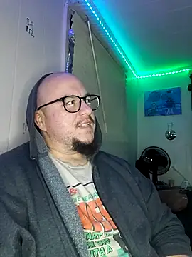 Snapshot of Spunonymous chatting on 02.18.25 Spunonymous online show from 02.18.25