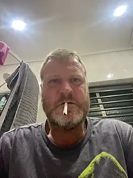 Snapshot of sexycouple109 chatting on 03.08.25 sexycouple109 online show from 03.08.25