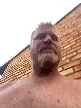 Snapshot of sexycouple109 chatting on 02.01.26 sexycouple109 online show from 02.01.26