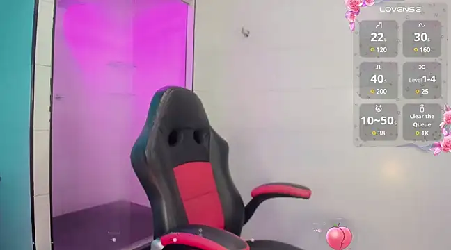 khiara moretti online show from 03.12.25