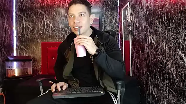 Baxter Dex online show from 12.22.24