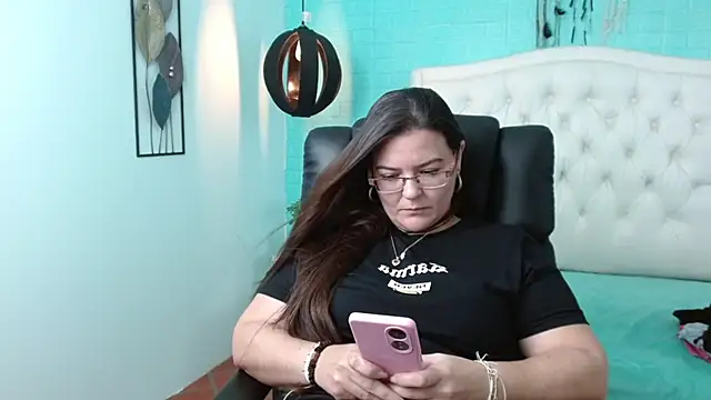 MsJossie online show from 01.14.25