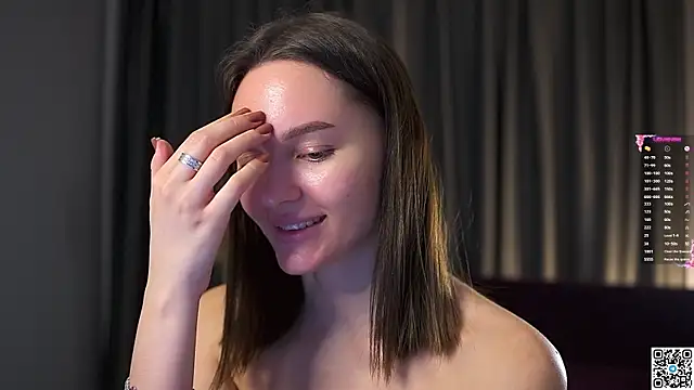 Snapshot of AnneKlint chatting on 01.19.25 AnneKlint online show from 01.19.25