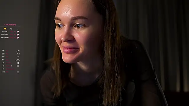 Snapshot of AnneKlint chatting on 02.01.25 AnneKlint online show from 02.01.25