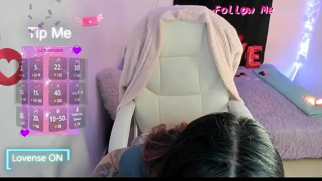 Snapshot of Sofia_thomson1_t chatting on 02.20.25 Sofia thomson1 t online show from 02.20.25