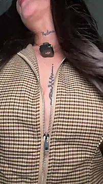 Roxanne 08 online show from 04.14.26