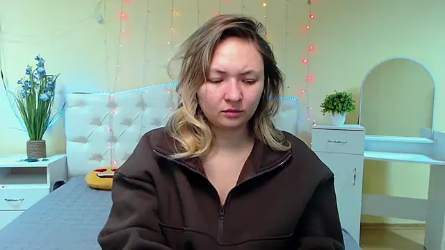 SallyVerda online show from 01.18.25