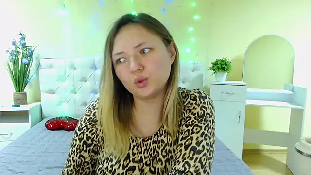 SallyVerda online show from 02.06.25