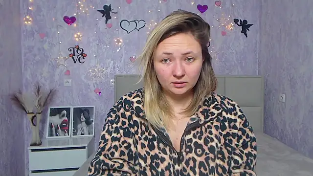 SallyVerda online show from 02.13.25