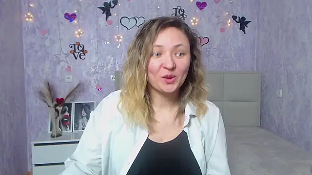 SallyVerda online show from 02.19.25