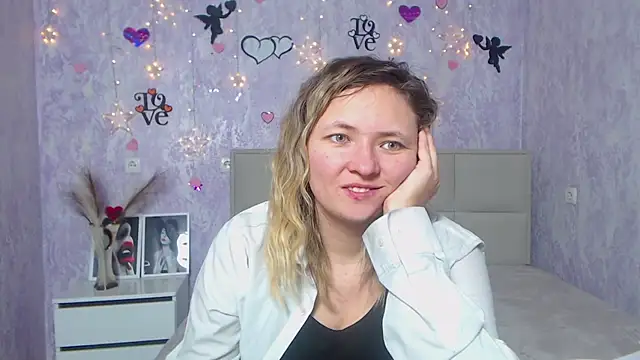 SallyVerda online show from 02.20.25