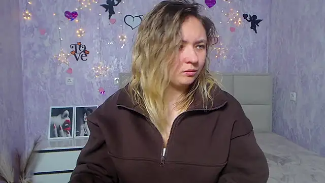 SallyVerda online show from 02.21.25