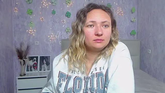 SallyVerda online show from 03.17.25