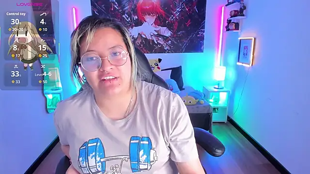 Snapshot of lucky-leah chatting on 09.13.25 lucky-leah online show from 09.13.25