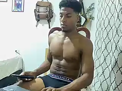 Snapshot of andrews2399 chatting on 12.23.24 andrews2399 online show from 12.23.24