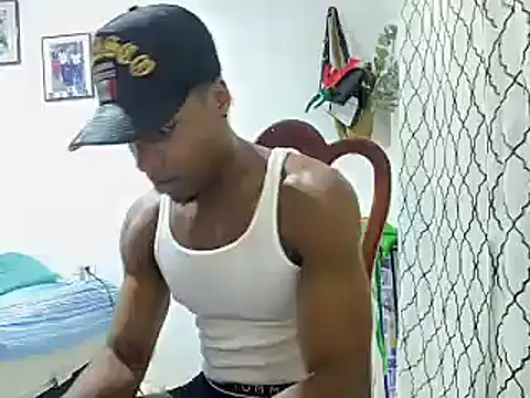 Snapshot of andrews2399 chatting on 12.31.24 andrews2399 online show from 12.31.24