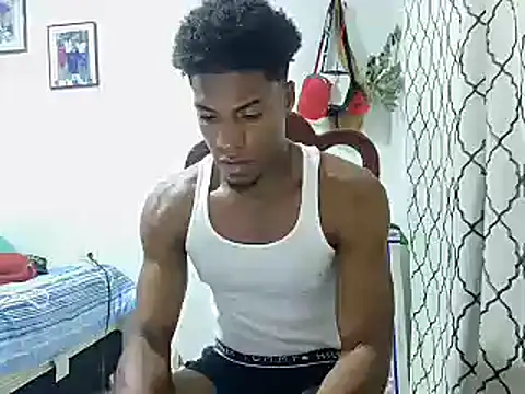 Snapshot of andrews2399 chatting on 01.04.25 andrews2399 online show from 01.04.25