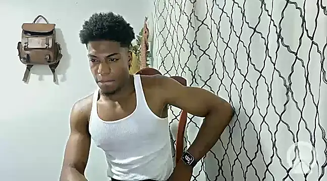 Snapshot of andrews2399 chatting on 01.15.25 andrews2399 online show from 01.15.25