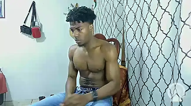 Snapshot of andrews2399 chatting on 03.02.25 andrews2399 online show from 03.02.25