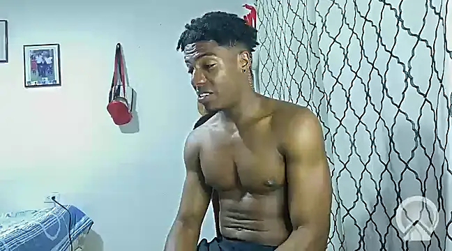 Snapshot of andrews2399 chatting on 03.22.25 andrews2399 online show from 03.22.25