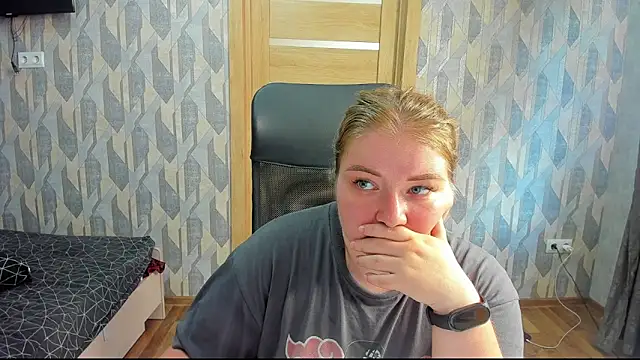 Snapshot of valery1610 chatting on 06.30.26 valery1610 online show from 06.30.26