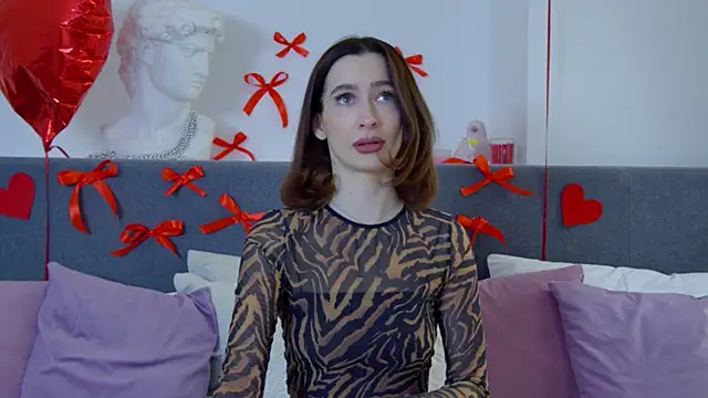 Snapshot of MarieKarma chatting on 02.24.25 MarieKarma online show from 02.24.25