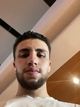 Snapshot of ever10183 chatting on 04.07.26 ever10183 online show from 04.07.26