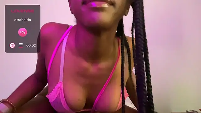 Snapshot of JordanSilk chatting on 12.21.24 JordanSilk online show from 12.21.24