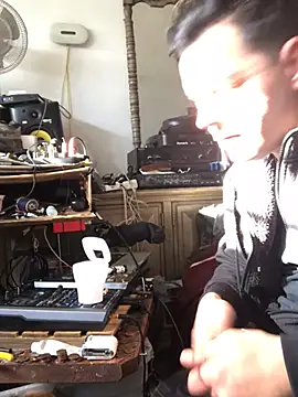 Phelyxx elgato online show from 03.19.25