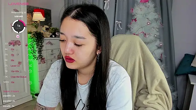 FreyaRaya online show from 12.19.25